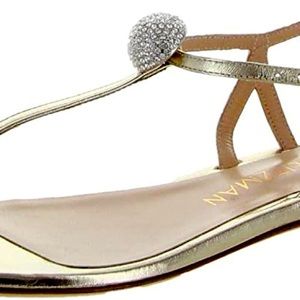 STUART WEITZMAN BALLS OF FIRE PLATINO SANDAL.